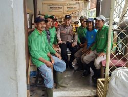 BhabinKamtibmas kegiatan Binluh Timber (Bimbingan dan Penyuluhan terhadap masyarakat) di Kelurahan Cibaduyut Kidul