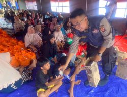 Tim Trauma Healing Polda Jabar dan Polres Sukabumi Beri Dukungan kepada Korban Bencana Longsor di Sukabumi