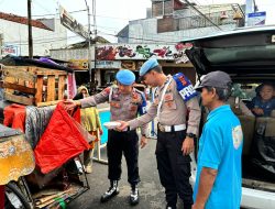 Baksos Si Propam Polres Garut, Berikan Bantuan Kepada Orang Yang Membutuhkan