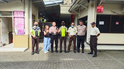 Polsek Bandung Kulon_Patroli QR Laksanakan Pengamanan dan Monitoring Kegiatan di Gereja