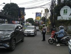 Pelaksanaan Pelayanan Masyarakat Sore Hari Unit Lalulintas Polsek Sukasari