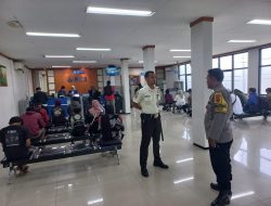 Bhabinkamtibmas Polsek Cinambo Melaksanakan Dialog/Binluh Harkamtibmas bersama warga di Kel. Pakemitan