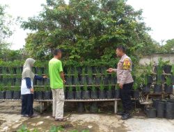 Polsek Banyuresmi Dampingi Kelompok Tani Untuk Dukung Ketahanan Pangan Nasional