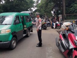 Pelaksanaan Pelayanan Masyarakat Sore Hari Unit Lalulintas Polsek Sukasari