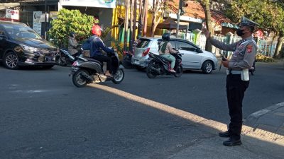 Giat Rutin Yanmas Ciptakan Kamseltibcarlantas Pagi Hari