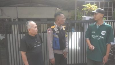 Sambangi Tokoh Masyarakat,  Bhabinkamtibmas Polsek Regol memberikan Himbauan Kamtibmas