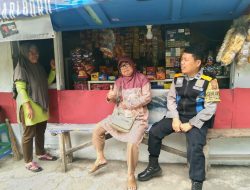 Bhabinkamtibmas Kel. Bapeng Melaksanakan Binkamsa kepada warga di lingkungan kelurahan bapeng