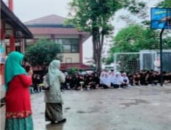 SMP Negeri 53 Gelis Bergembira Bersama