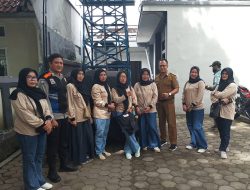Lewat Sambang, Bhabinkamtibmas Kelurahan Burangrang Polsek Lengkong sambangi warganya, berikan pesan kamtibmas