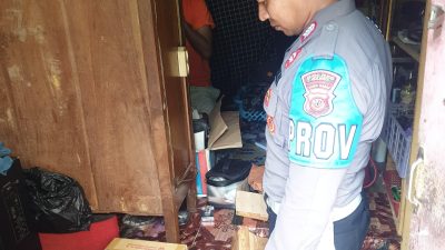 Polsek Tarogong Kidul Lakukan Razia Gabungan Ops Minuman Keras di Kios Terminal Haurpanggung