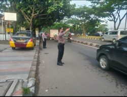 Pelayanan Pagi Hari, Personil Polsek Rancasari Laksanakan pengaturan arus Lalin