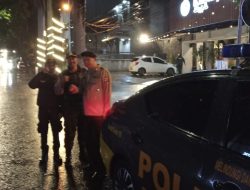 Tekan Angka Kriminalitas, QR Polsek Sukasari Lakukan Giat Rutin Yanmas Malam Bandung Lautan Biru