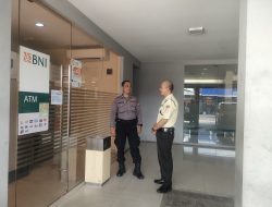 Menjaga keamanan dan kenyamanan warganya, Polsek Rancasari Patroli di perbankan