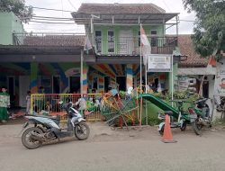 Berbagi Takjil Ala Anak TK ALMAHYRA & MDTA RAUDHATUL QUR’AN: Menanamkan Karakter Baik Sekaligus Beribadah Sejak Dini
