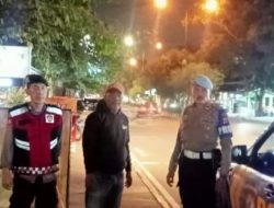 Guna Antisipasi Terjadinya Gangguan Kamtibmas, Polsek Antapani Lakukan Patroli Strong Point