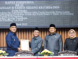 Tata ruang Kota Bandung menjadi perhatian serius bagi pemerintah dan DPRD Kota Bandung dalam mewujudkan pembangunan yang tertib dan berkelanjutan.