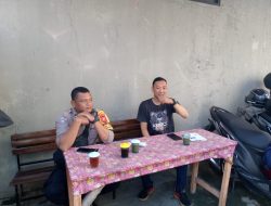 Patroli Dialogis Bhabinkamtibmas Polsek Kiaracondong Polrestabes Bandung Sambangi Masyarakat