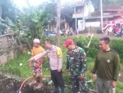 Polsek Malangbong Cek Lokasi Kebakaran Hanguskan Satu Rumah Panggung