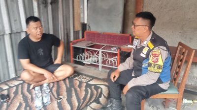 Bhabinkamtibmas Polsek Bojongloa kidul patroli dialogis warga RW 05, Kelurahan Cibaduyut