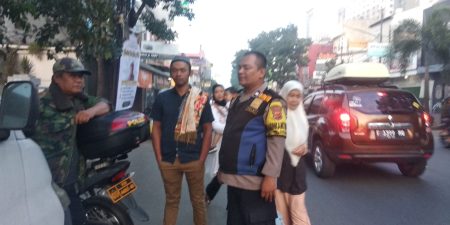 Cegah Gangguan Kamtibmas Anggota Sabhara Polsek Kiaracondong melaksanakan Patroli