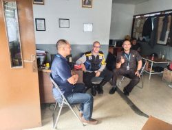 Patroli Dialogis Bhabinkamtibmas Polsek Kiaracondong Polrestabes Bandung Sambangi Masyarakat
