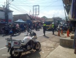 Kanit lantas Polsek Malangbong Melaksanakan Gatur Pagi Bersama Porwal Polres Garut 