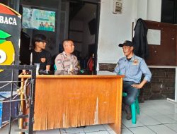 Bhabinkantibmas Polsek Sukajadi Sambang Dialogis Kepada Linmas dan Titip Keamanan Saat Bekerja