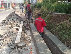 Pengerjaan Drainase di Desa Cimekar Diduga Proyek Siluman, Tanpa Papan Informasi*