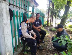 Patroli Dialogis Bhabinkamtibmas Polsek Kiaracondong Polrestabes Bandung Sambangi Masyarakat