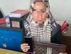Tertangkap Tangan Mencopet, Seorang Perempuan Diamankan di Depan PT Eagle Nice Serang