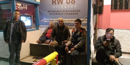 Personel lalulintas Polsek Ujungberung antisipasi kemacetan pada Pagi Hari