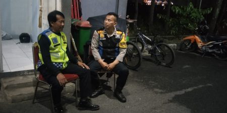 Sambang Dialogis Dalam Rangka Door To Door System ,Bhabinkamtibmas Polsek Gedebage Kunjungi Warga Binaan