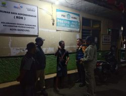 Patroli Dialogis Bhabinkamtibmas Polsek Kiaracondong Polrestabes Bandung Sambangi Masyarakat