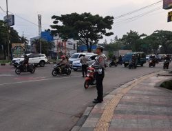 GIAT YANMAS PAGI UNIT LANTAS POLSEK CINAMBO DI TIGA TITIK RAWAN LALIN