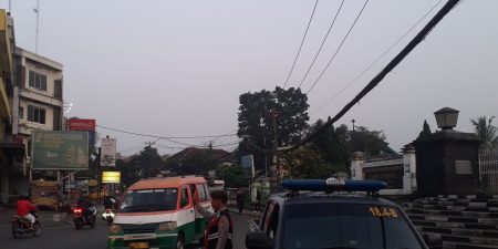 Jajaran Lalu Lintas Polsek Cibeunying Kaler Gelar Yanmas Pagi. Pengaturan Arus Lalulintas Wilayah Hukum Polsek Cibeunying Kaler