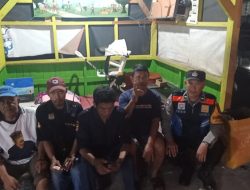 BhabinKamtibmas Polsek Bojongloa kidul Sambangi Pos Satkamling Rw 05 Mekarwangi