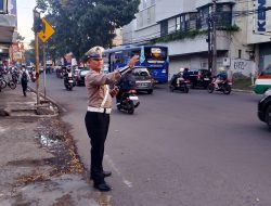 Unit Lantas Polsek Cicendo Laksanakan Yanmas dan Pengaturan Lalulintas Pagi hari