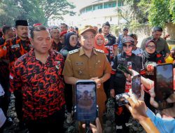 Pemuda Pancasila Bersih-bersih Sungai Cikapundung, Erwin: Wujud Cinta Tanah Air dan Lingkungan