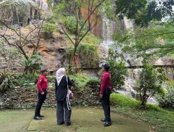 Hari Libur, Polda Jabar Patroli Pengamanan di Objek Wisata Alam Curug Batu Templek